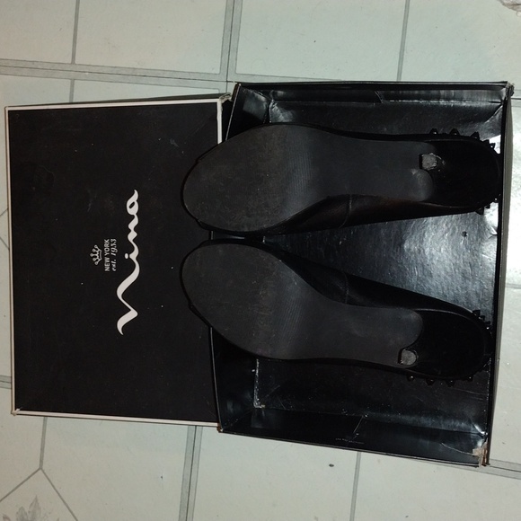 Naughty Spike, Black Leather, "Fergalicious" 3.5in High Heels.Size 8.5 M. - Picture 9 of 11